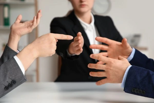 How Can Divorce Mediation Help You Avoid Court Darlington